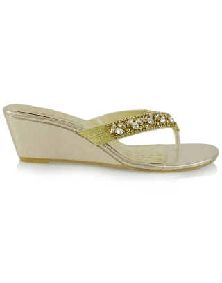 DELILAH TOE POST FRONT DIAMANTE STRAPPY WEDGE LOW MID HEEL THONG SANDALS IN GOLD