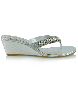 DELILAH TOE POST FRONT DIAMANTE STRAPPY WEDGE LOW MID HEEL THONG SANDALS IN SILVER