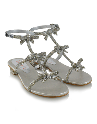 EMERY FLAT SPARKLY DIAMANTE BOW DETAIL LOW BLOCK HEEL STRAPPY SUMMER SANDALS IN SILVER