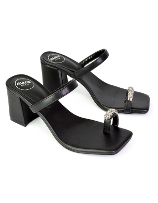 Daiquiri Double Strap Square Toe Ring Block Heel Sandals in Black