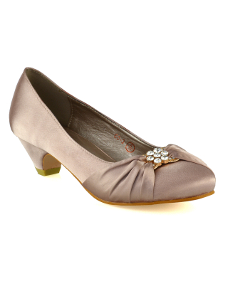 CRYSTAL BROACH DETAIL LOW MID HEEL BRIDAL PUMP COURT SHOES IN CHAMPAGNE SATIN