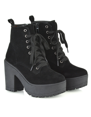 ladies black boots