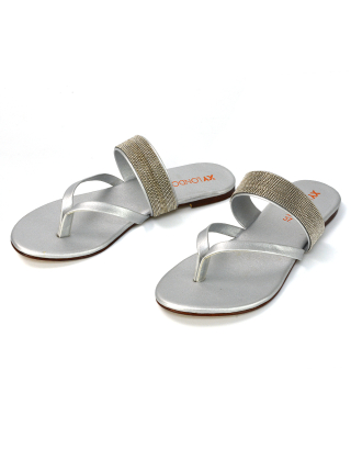 silver indoor outdoor sandals, silver thong sandals flat, flat sandals, summer sandals