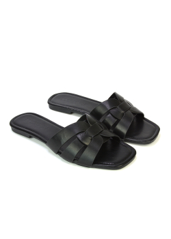 black strappy sandals