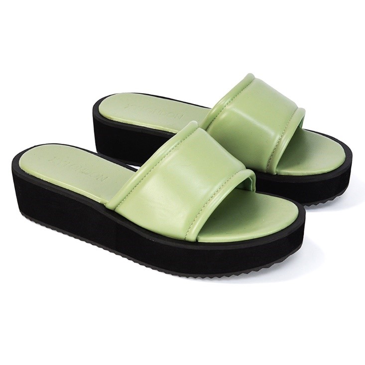 XY London Julian Cleated Sole Slip on Flatform Sandal Slippers in Mint