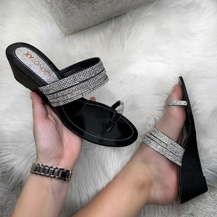 XY London Kaylee Embellished Strappy Toe Ring Slip on Diamante Wedge Sandal Heels in Black