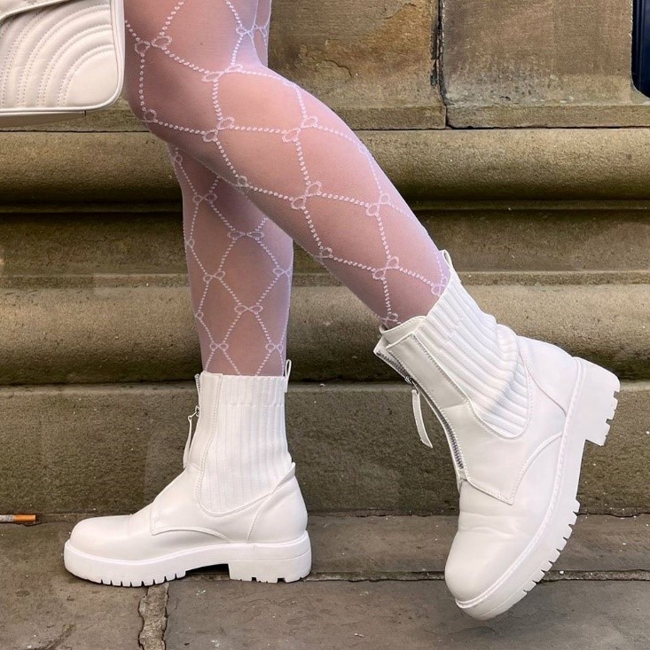 XY London Nala Front Zip up Chunky Sole Flat Biker Knitted Sock Ankle Boots in White Synthetic Leather